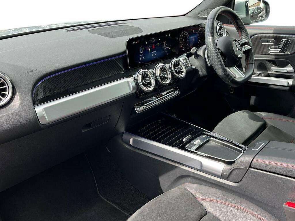 Mercedes-Benz GLB Class Glb 220D 4Matic Amg Line Executive 8G-tronic #7
