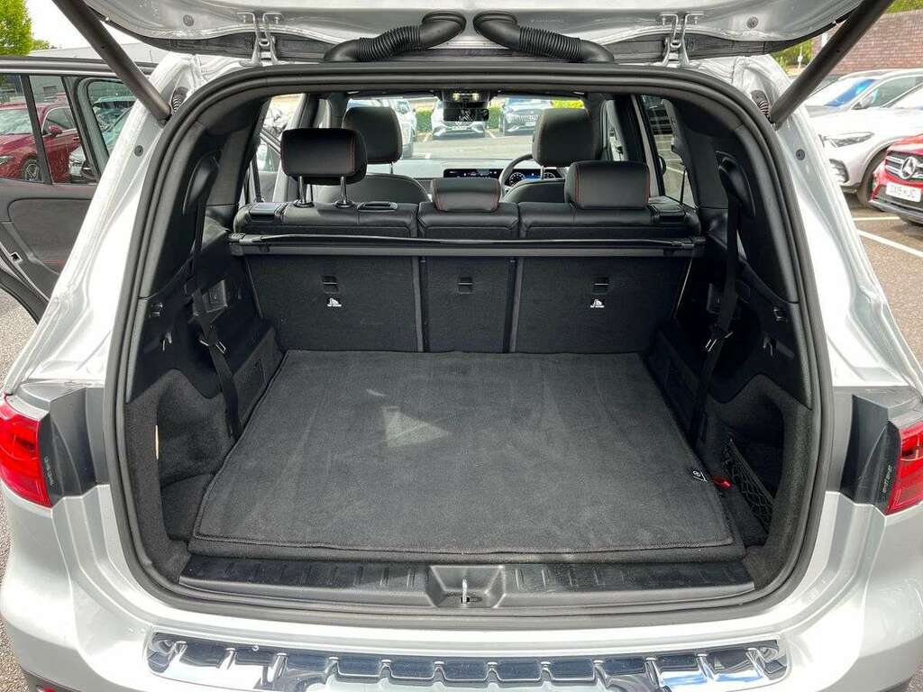 Mercedes-Benz GLB Class Glb 220D 4Matic Amg Line Executive 8G-tronic #17