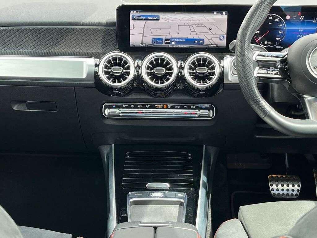 Mercedes-Benz GLB Class Glb 220D 4Matic Amg Line Executive 8G-tronic #13