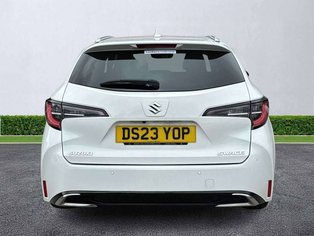 Suzuki Swace 1.8 Hybrid Ultra Cvt White #4