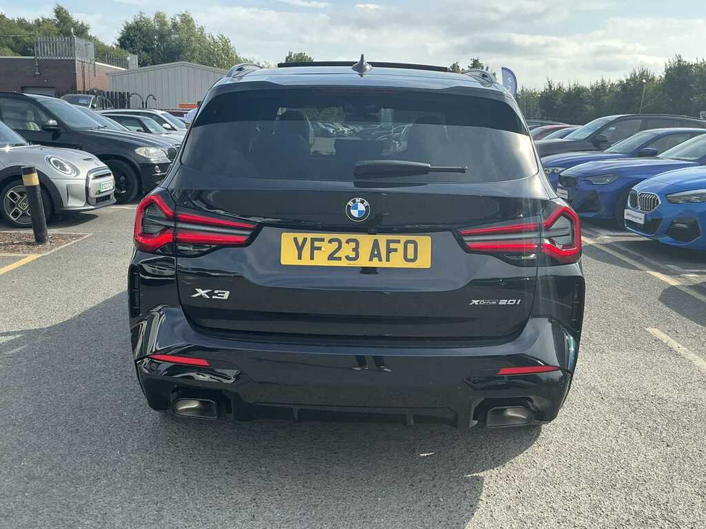 BMW X3 Xdrive20i Mht M Sport Step Black #4