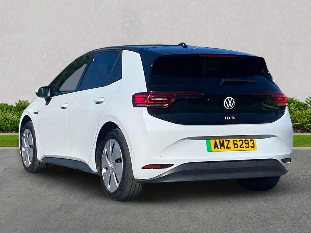 Volkswagen ID.3 Pro Performance 58Kwh Family Hatchback Electri White #2