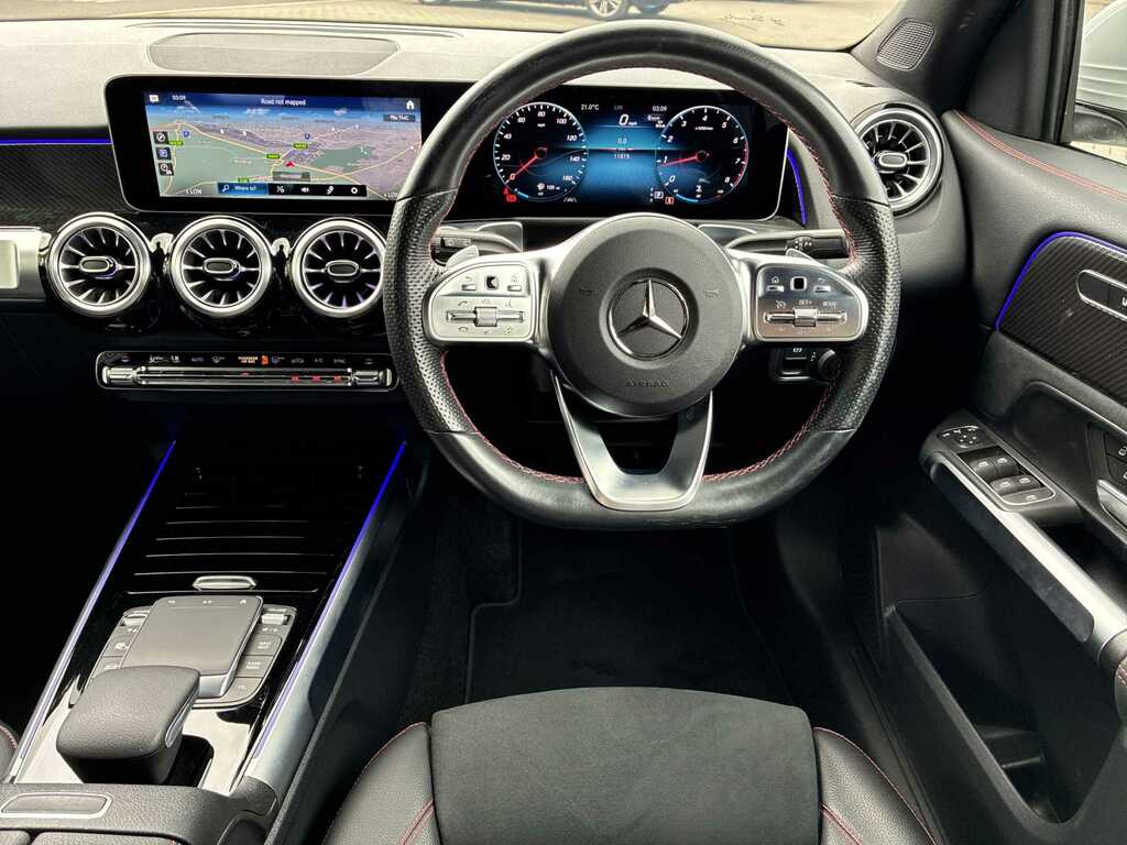 Mercedes-Benz GLB Class Glb 200 Amg Line Premium Night Edition A White #9