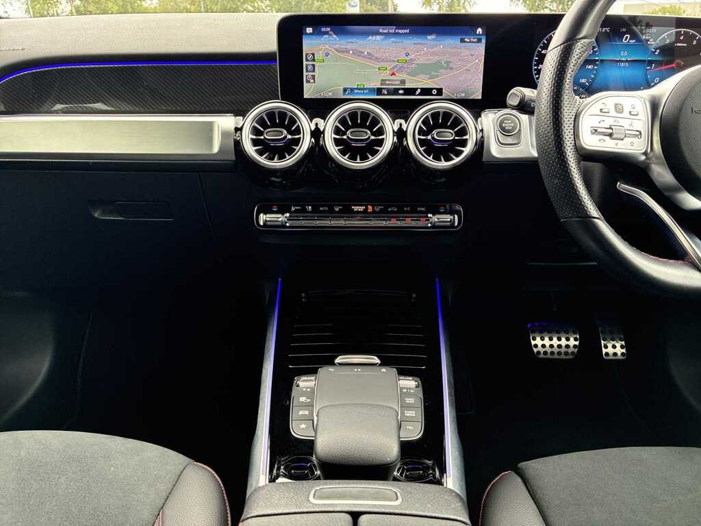 Mercedes-Benz GLB Class Glb 200 Amg Line Premium Night Edition A White #13