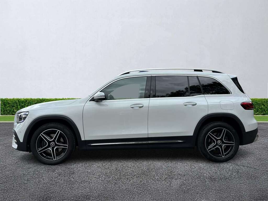 Mercedes-Benz GLB Class Glb 200 Amg Line Premium Night Edition A White #19