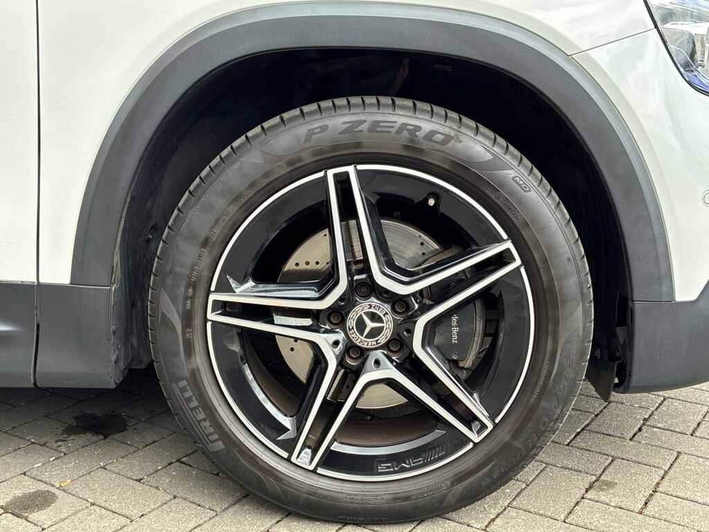 Mercedes-Benz GLB Class Glb 200 Amg Line Premium 7G-tronic White #6