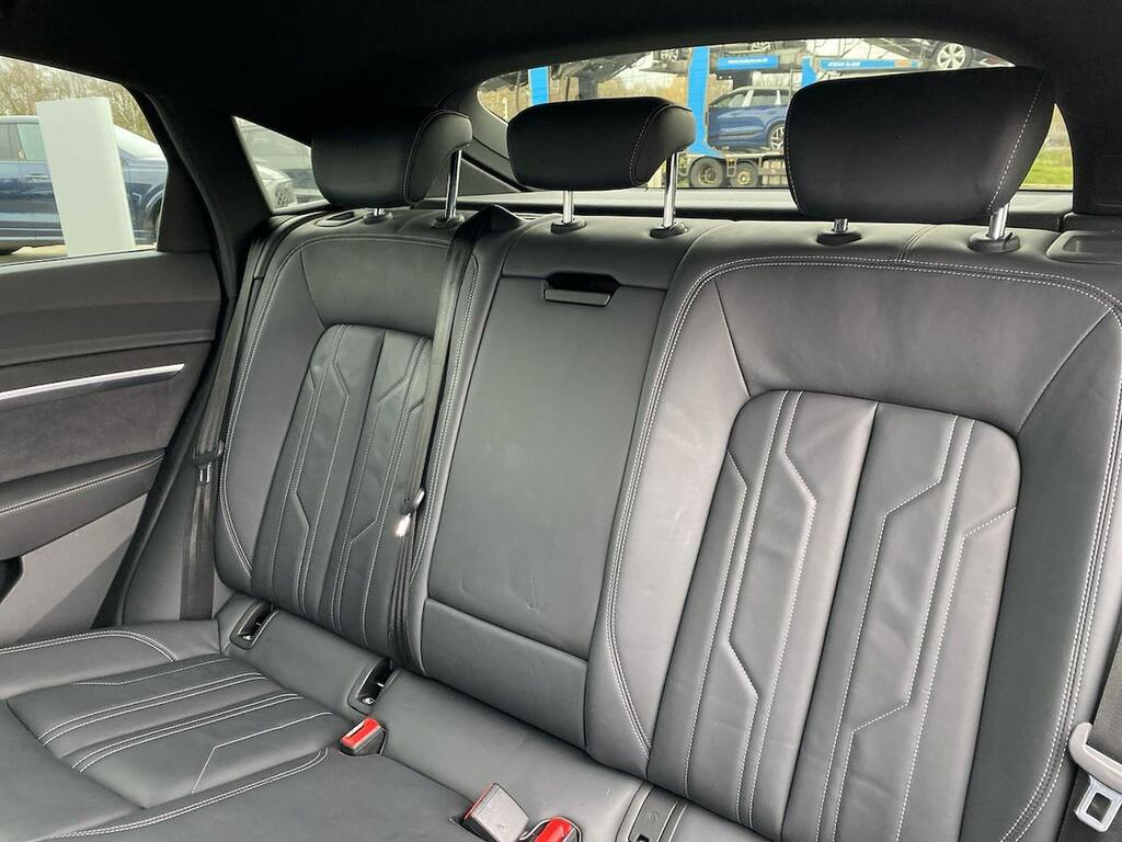 Audi E-tron 300Kw 55 Quattro 95Kwh Black Edition  #16