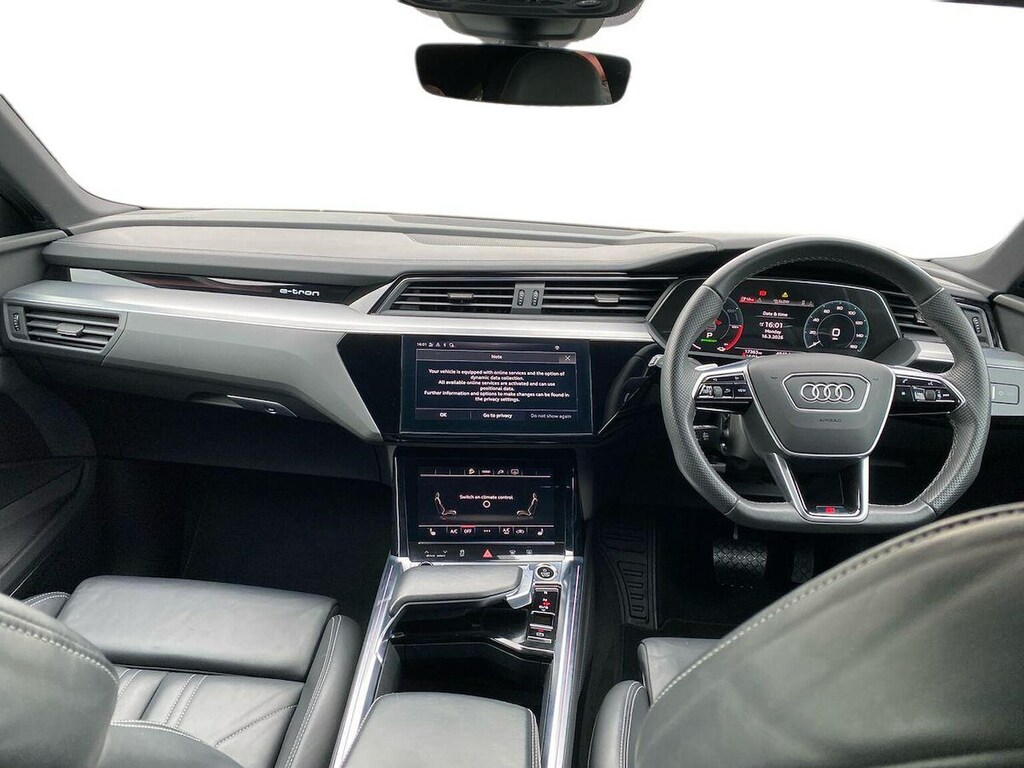 Audi E-tron 300Kw 55 Quattro 95Kwh Black Edition  #8