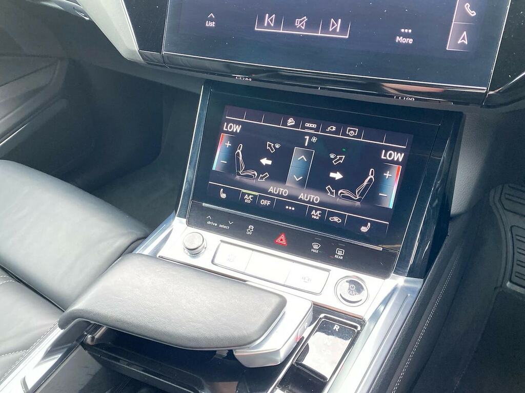 Audi E-tron 300Kw 55 Quattro 95Kwh Black Edition  #12