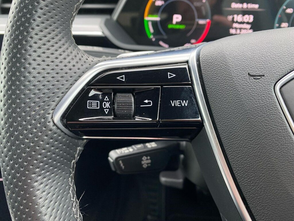 Audi E-tron 300Kw 55 Quattro 95Kwh Black Edition  #27