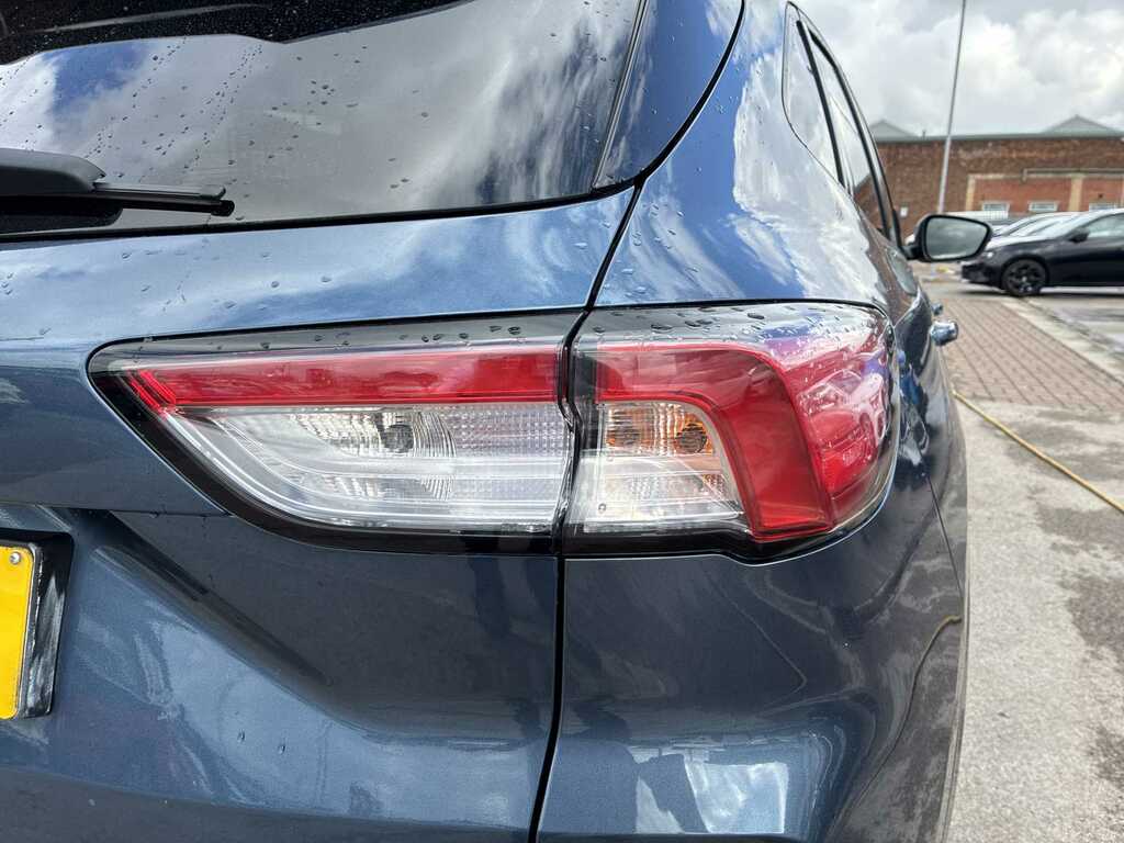 Ford Kuga Ford 2.5 St-line X Edition 225Ps Phev Red #28