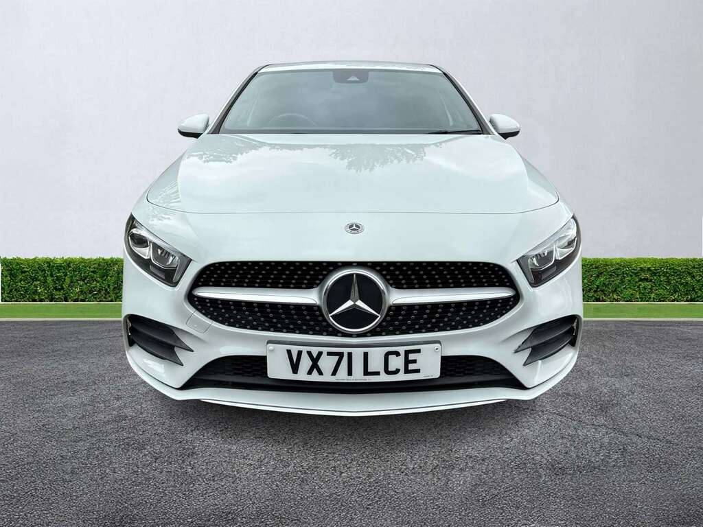 Mercedes-Benz A Class A200d Amg Line VX71LCE White #5