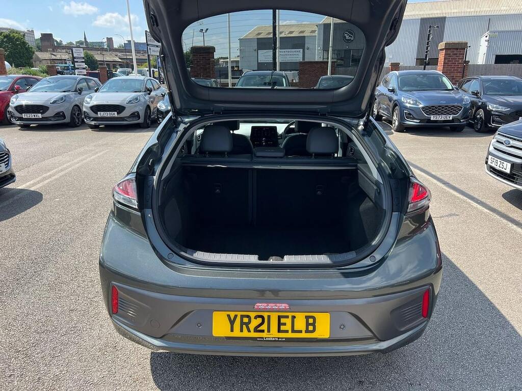 Hyundai Ioniq Hatchback Silver #17