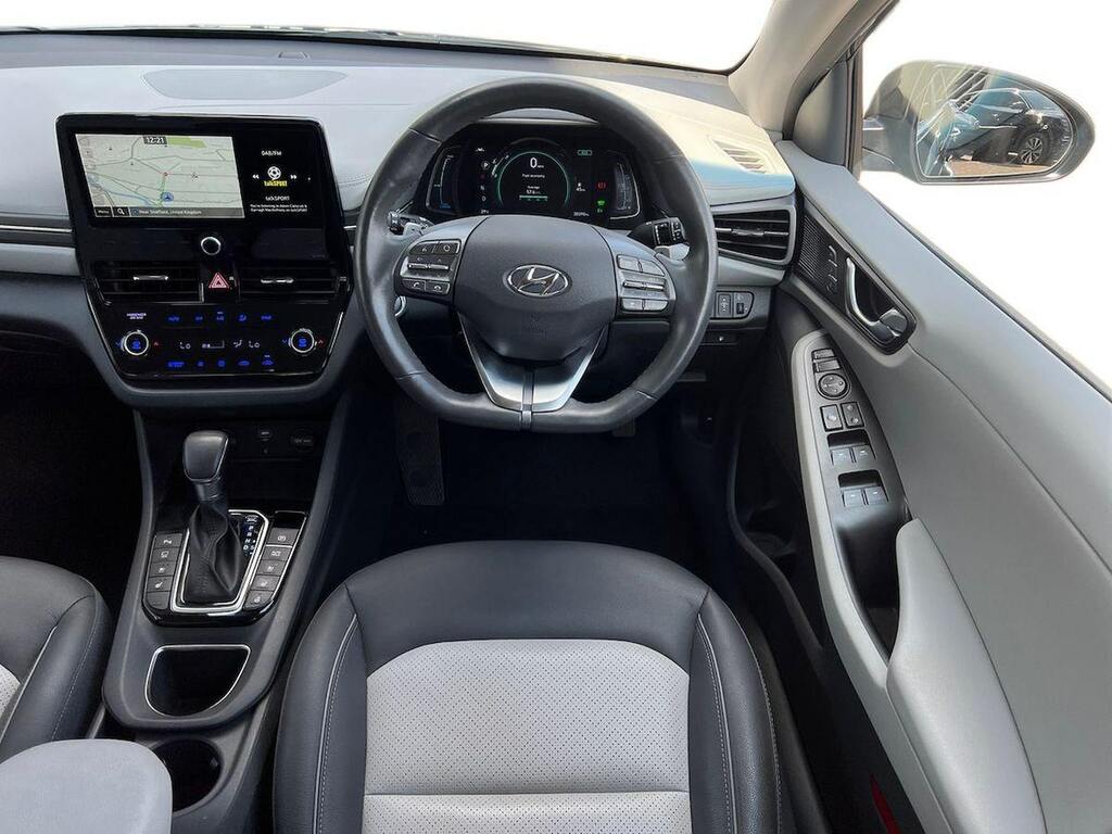 Hyundai Ioniq Hatchback Silver #9