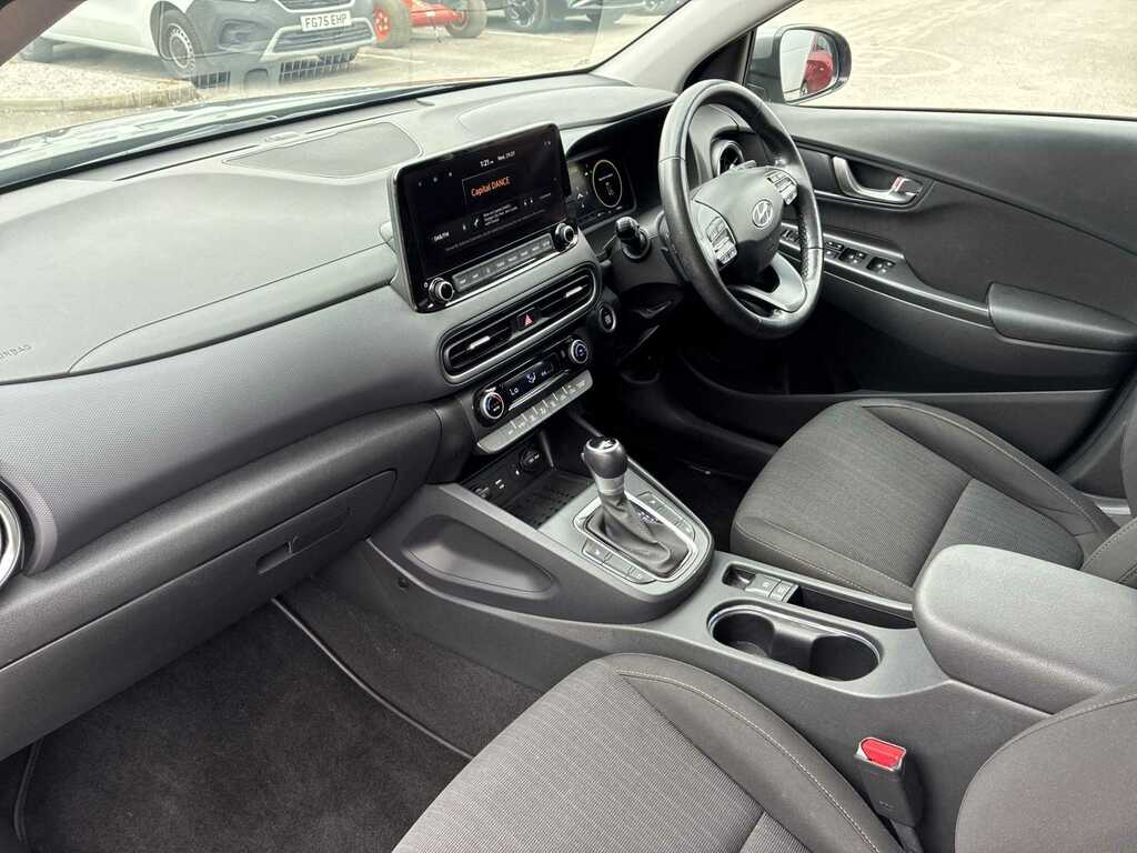 Hyundai Kona Premium Black #7