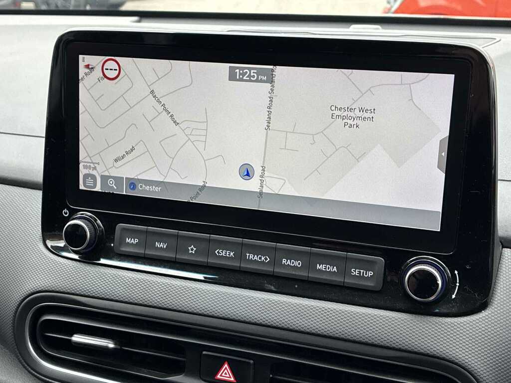 Hyundai Kona Premium Black #22