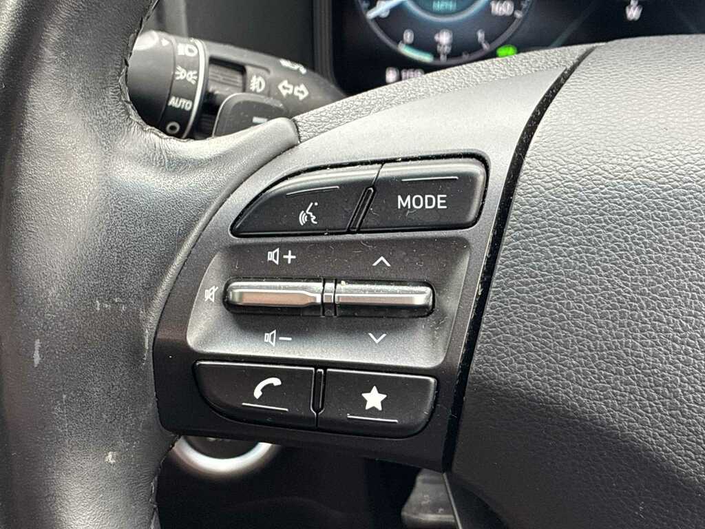 Hyundai Kona Premium Black #24
