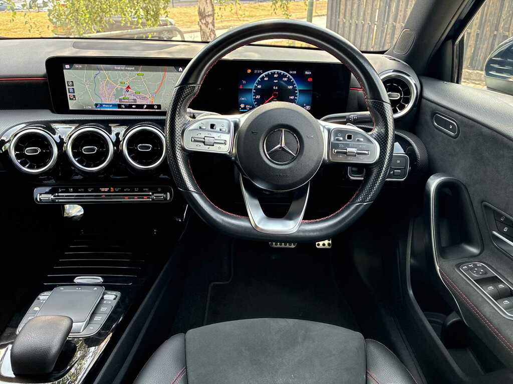 Mercedes-Benz A Class A180 Amg Line White #9