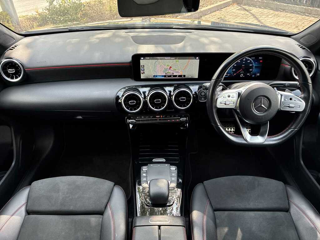 Mercedes-Benz A Class A180 Amg Line White #8