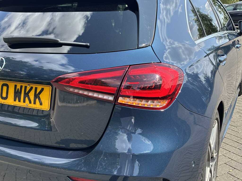 Mercedes-Benz A Class A180 Amg Line White #34