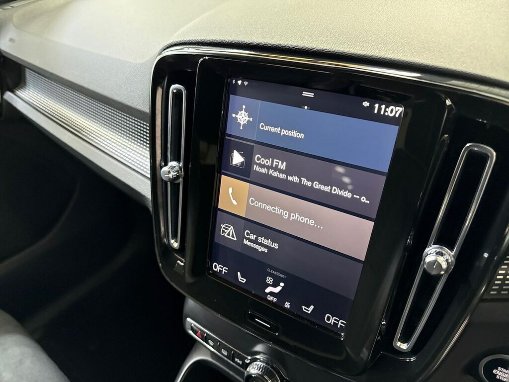 Volvo XC40 1.5 T3 R-design Black #11