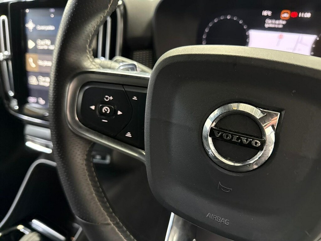 Volvo XC40 1.5 T3 R-design Black #25