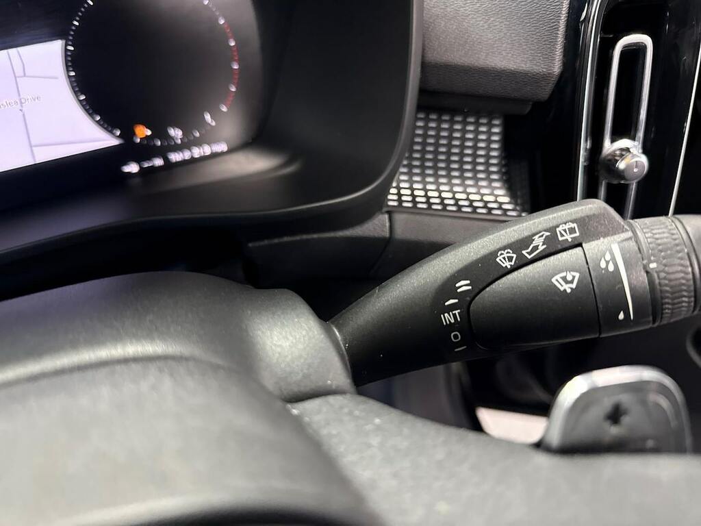 Volvo XC40 1.5 T3 R-design Black #26