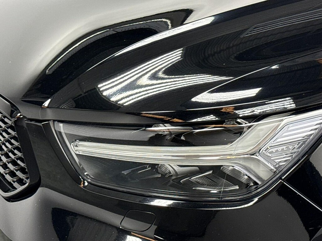 Volvo XC40 1.5 T3 R-design Black #29