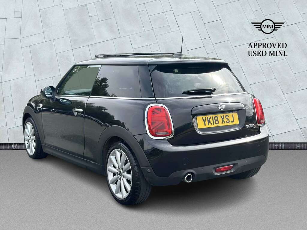 Mini Hatch 1.5 Cooper D Ii Black #2