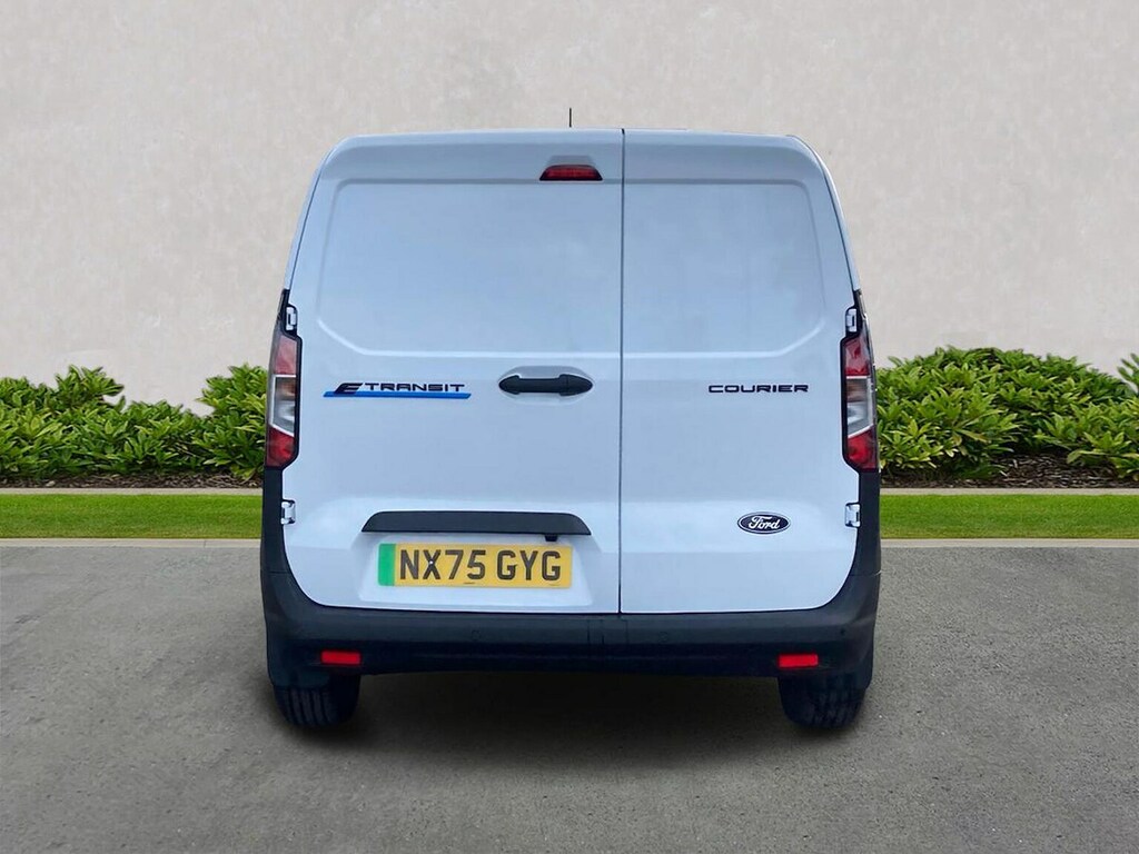Ford Transit Courier 100Kw 43Kwh Trend Van NX75GYG #4