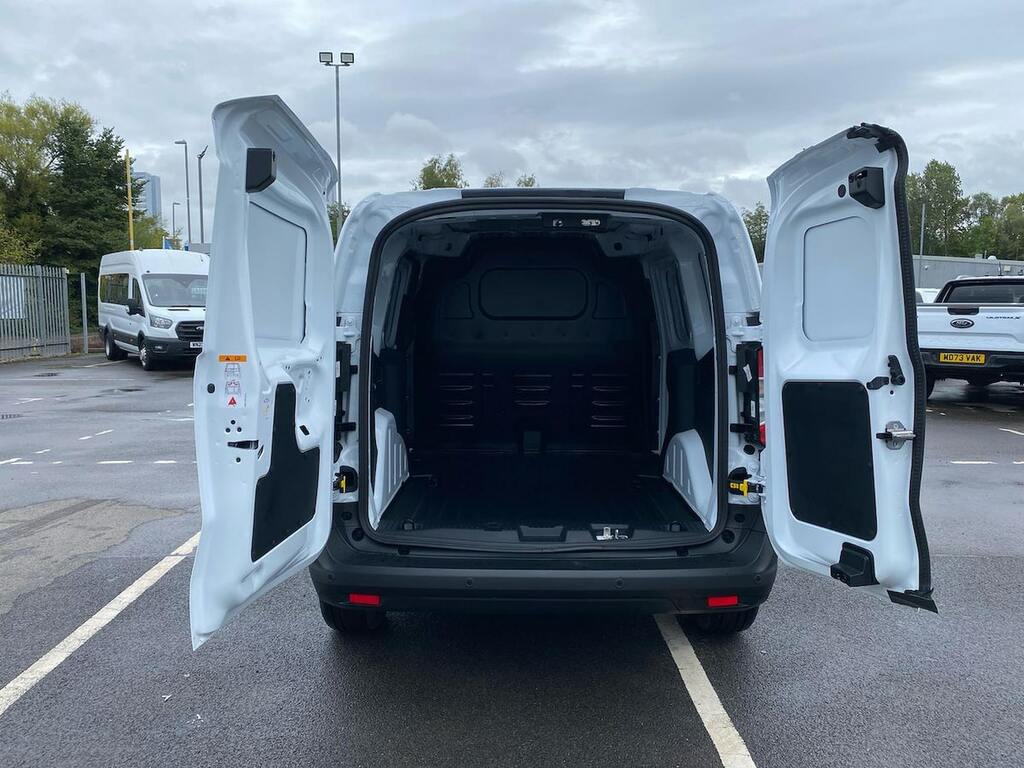 Ford Transit Courier 100Kw 43Kwh Limited Van #6