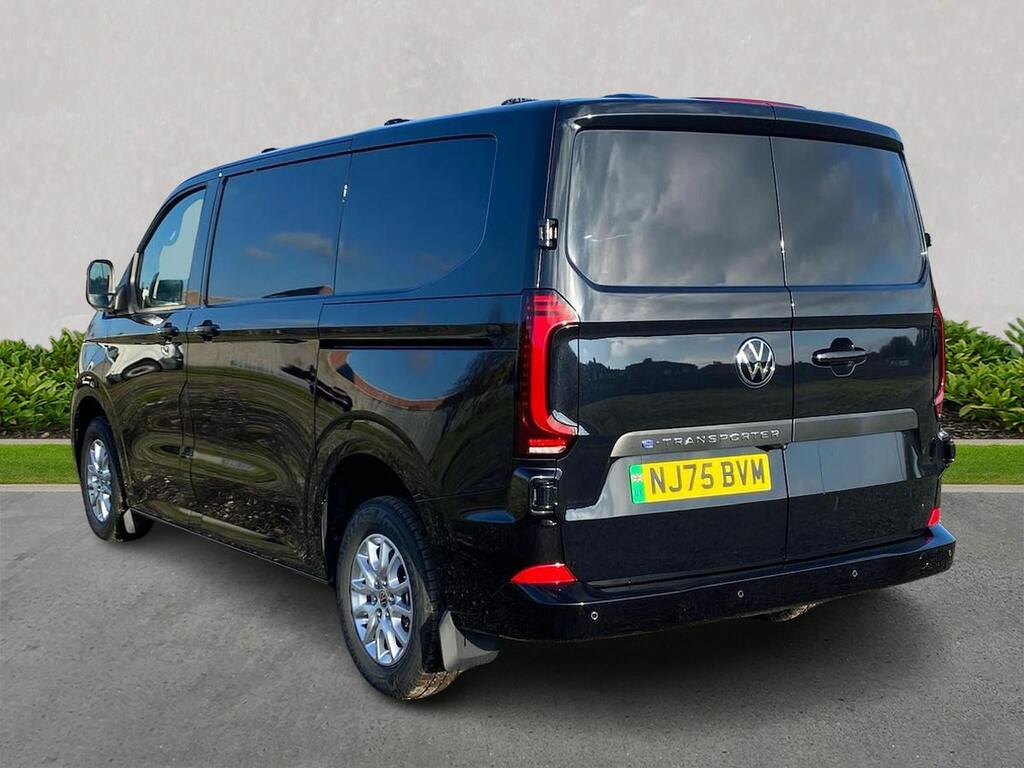 Volkswagen E-Transporter 160Kw 65Kwh Commerce Pro Van
