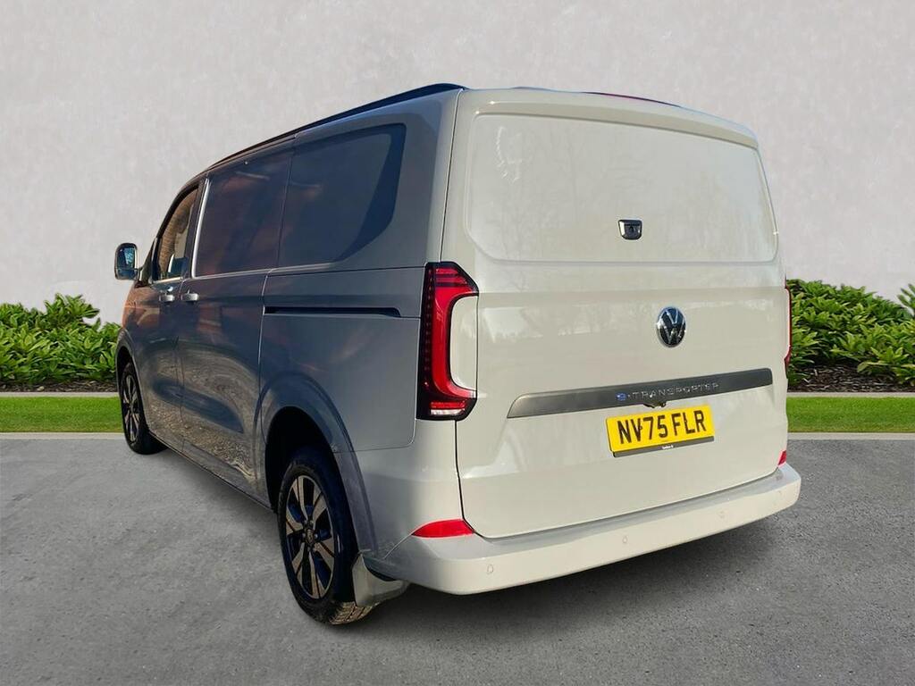 Volkswagen E-Transporter 160Kw 65Kwh Commerce Pro Van 