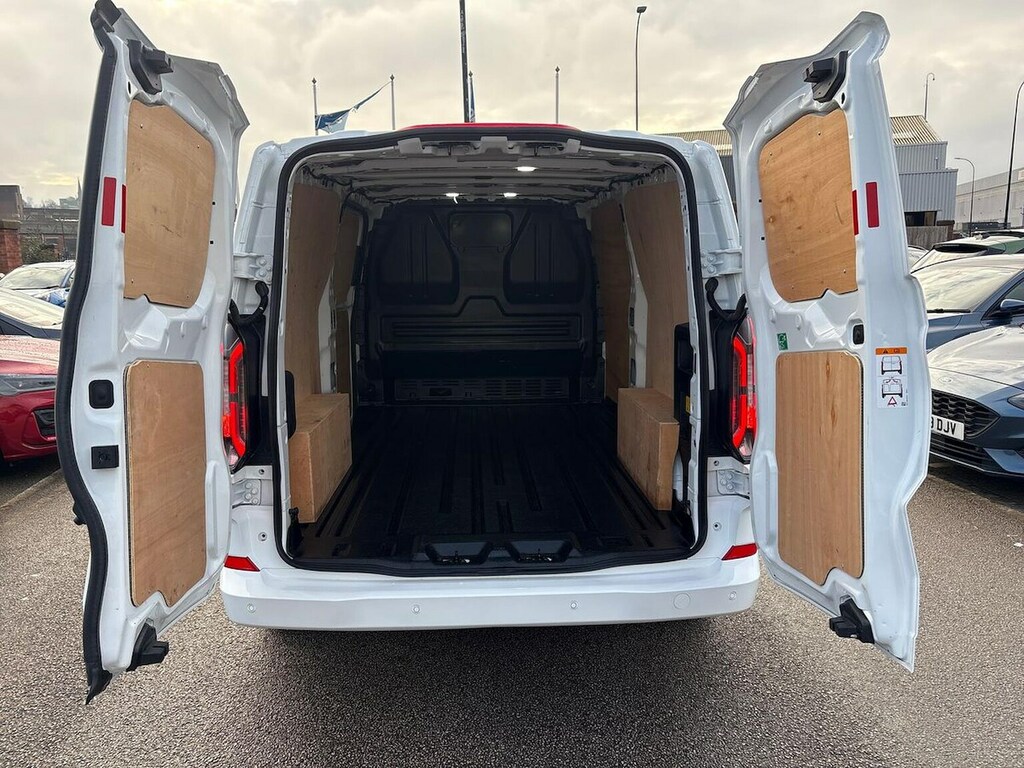 Ford Transit Custom 320 65Kwh Limited Panel Van L2 H YM74FRO #6