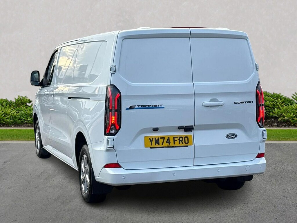 Ford Transit Custom 320 65Kwh Limited Panel Van L2 H YM74FRO #2