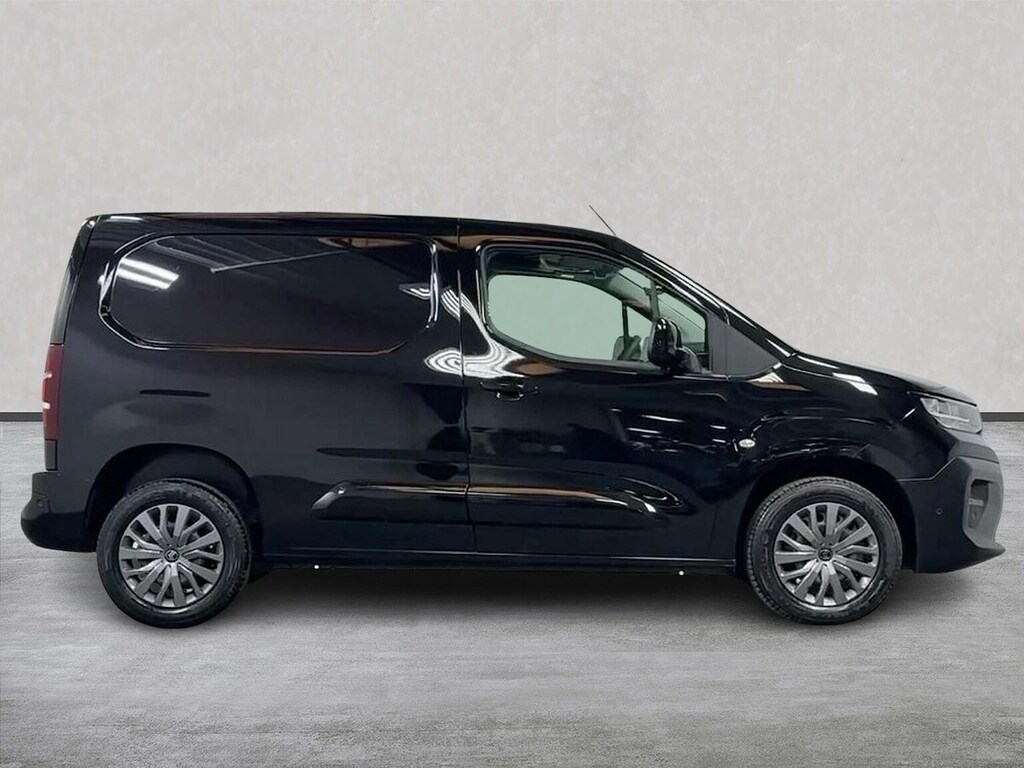 Citroen Berlingo 1.5 D 100Ps Van Driver KMZ6291 #3