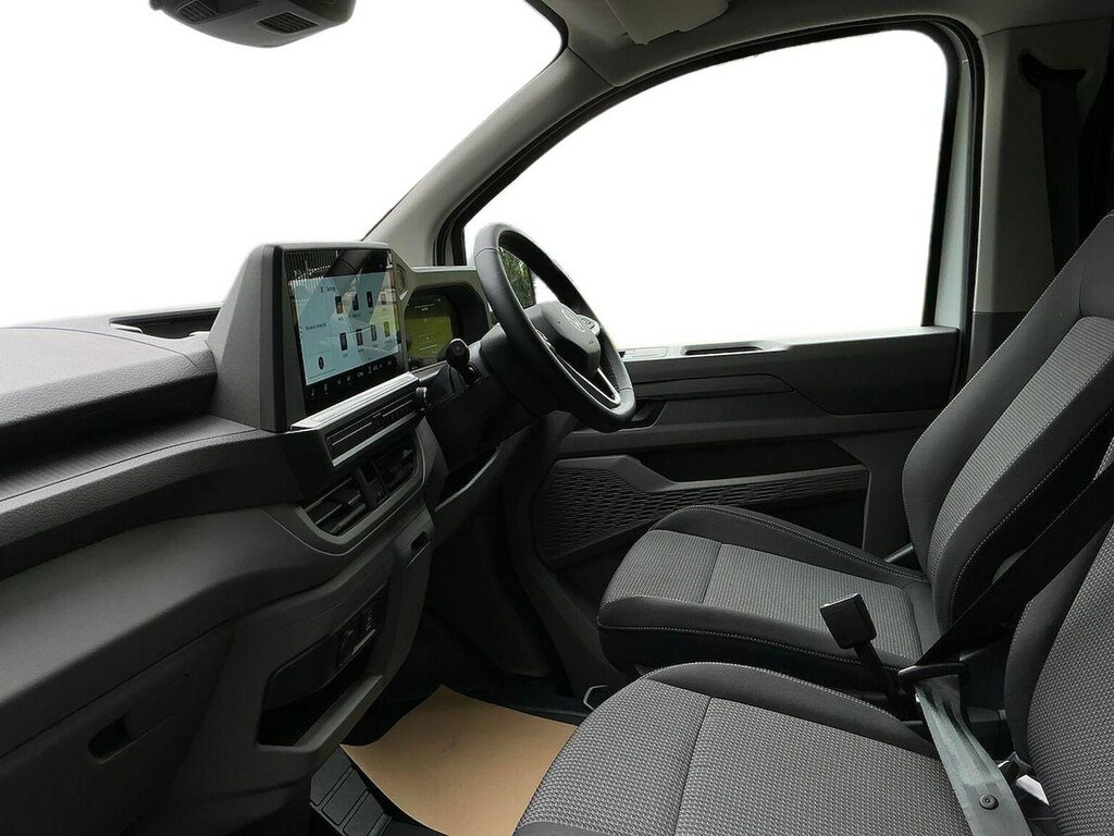 Volkswagen E-Transporter 100Kw 65Kwh Commerce Pro Van #6