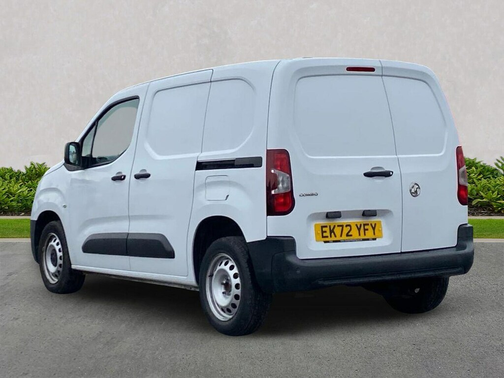 Vauxhall Combo 2300 1.5 Turbo D 100Ps H1 Dynamic Van 6 Speed #2