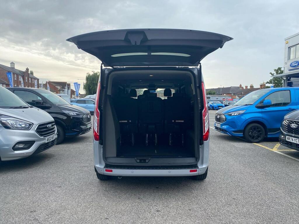 Ford Tourneo Custom 2.0 Ecoblue 130Ps Low Roof 9 Seater EK73FOA #6