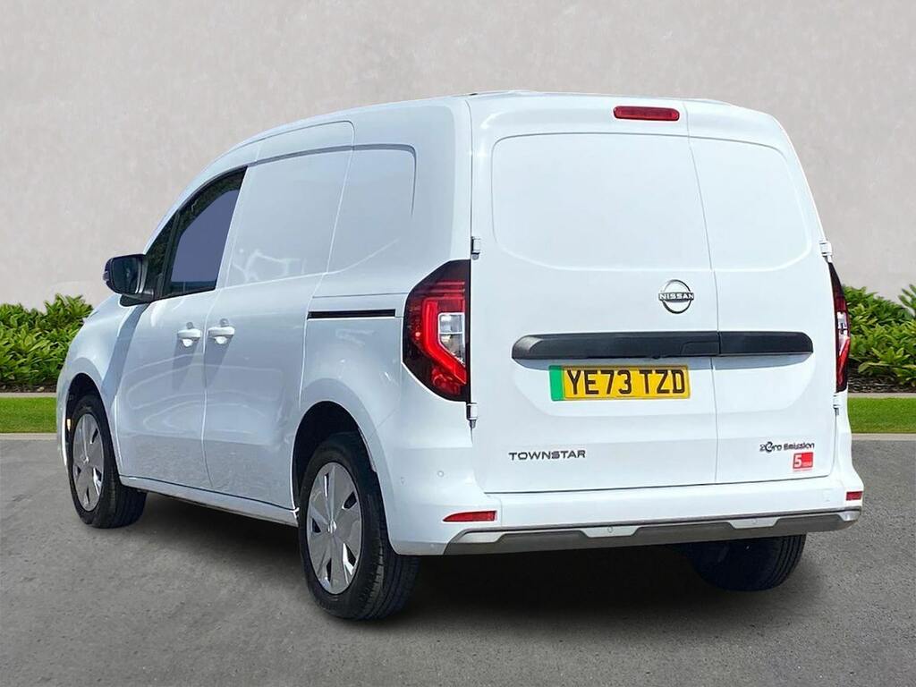 Nissan TOWNSTAR Nissan Townstar 90Kw Tekna Van 45Kwh #2