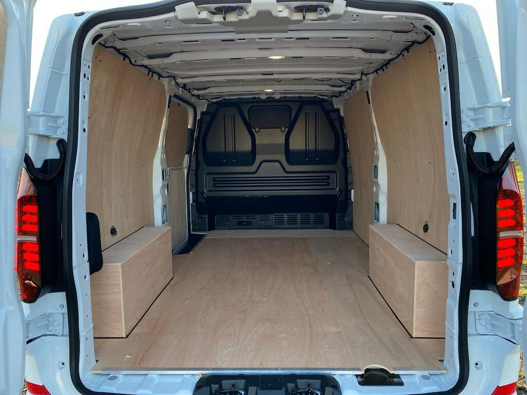 Volkswagen E-Transporter Volkswagen Transporter T32 Commerce Plus Swb 136 P Grey #9