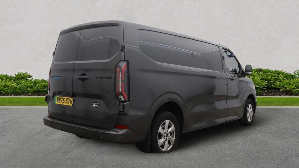 Ford Transit Custom 340 65Kwh Limited Panel Van L2 H WN75SYH #4
