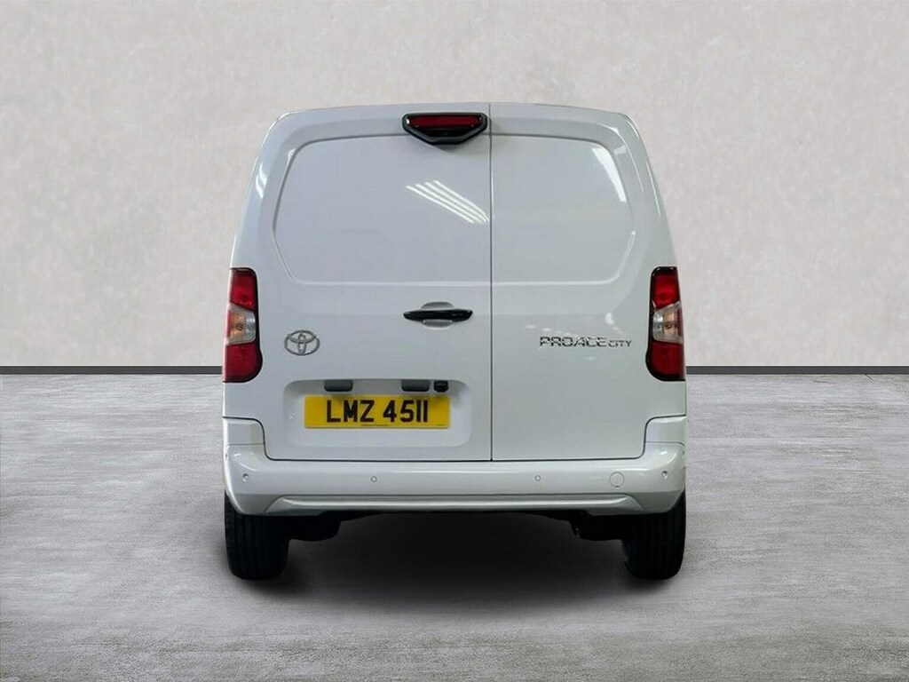 Toyota Proace City 1.5D 130 Sport Van #4