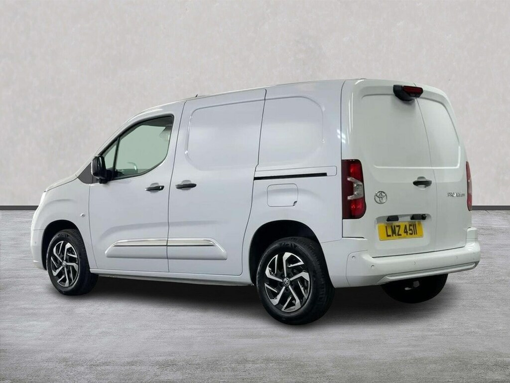 Toyota Proace City 1.5D 130 Sport Van #2