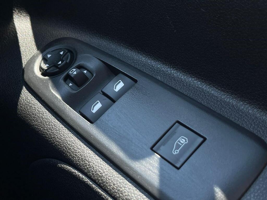 Toyota Proace City Icon Silver #14