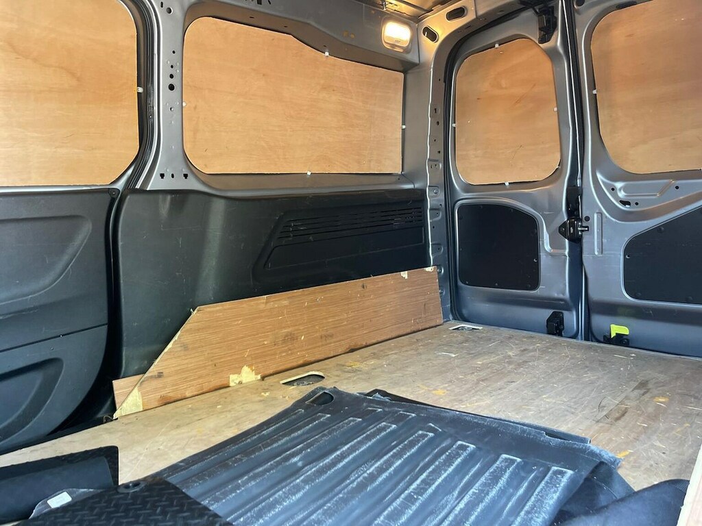 Toyota Proace City Icon Silver #16