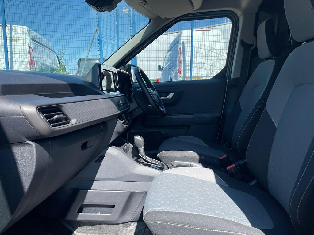 Ford Transit Courier Limited 43Kwh 136Ps White #38