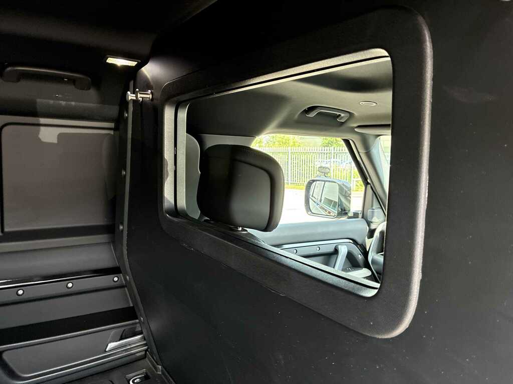 Land Rover Defender 3L Se Grey #18
