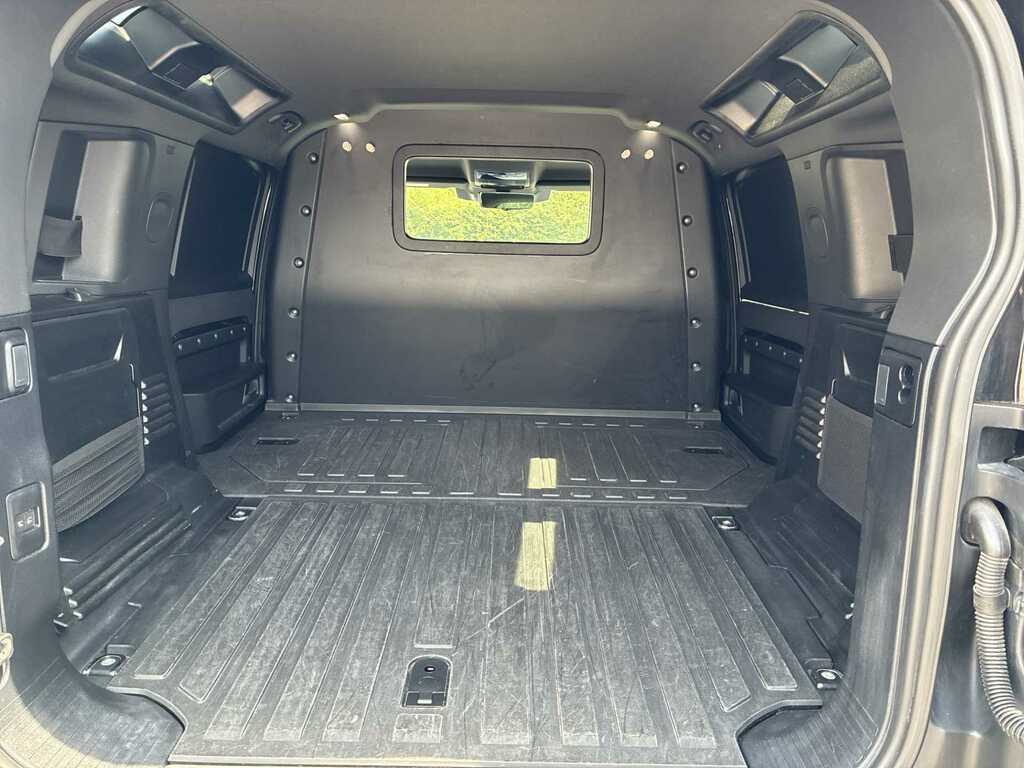 Land Rover Defender 3L Se Grey #10