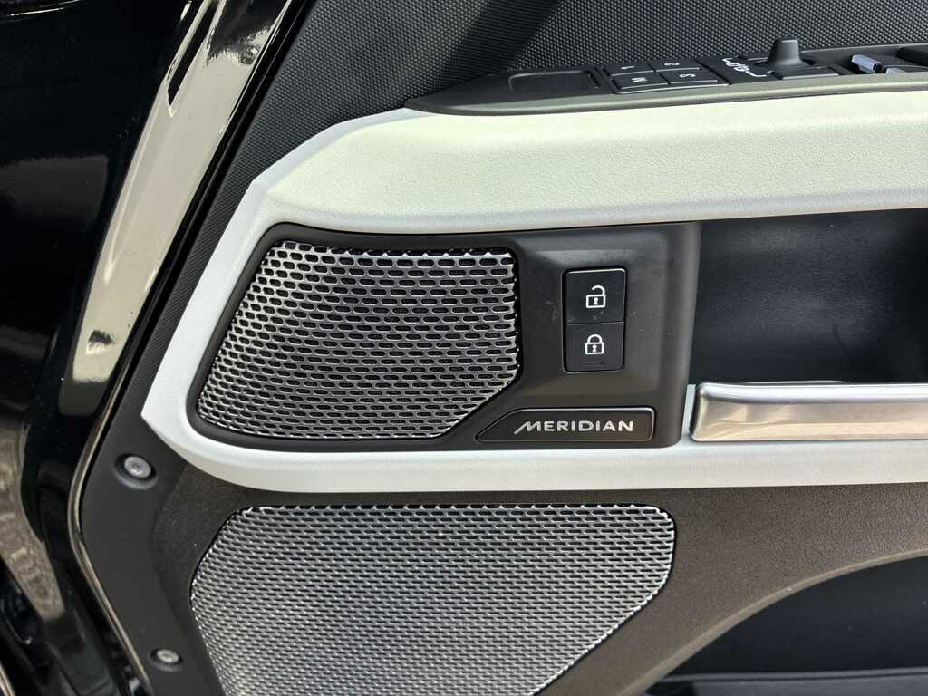 Land Rover Defender 3L Se Grey #23